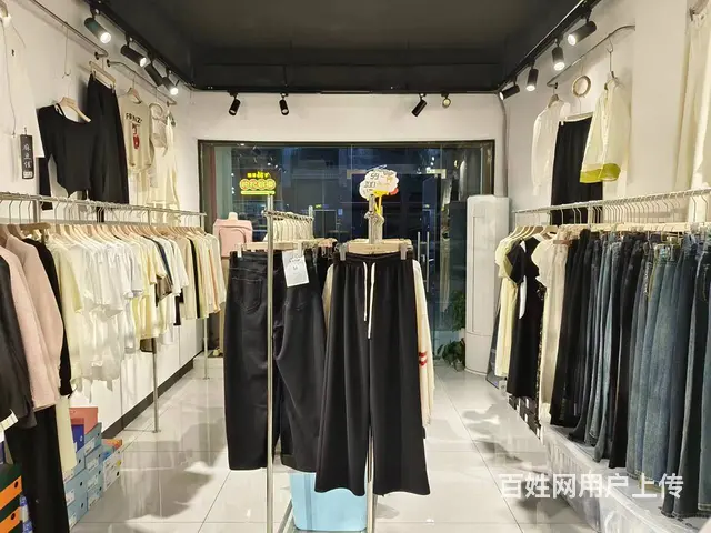 房东直转开福区兴联母山小区新装服装店转让（除重油烟）9639 - 图片 2
