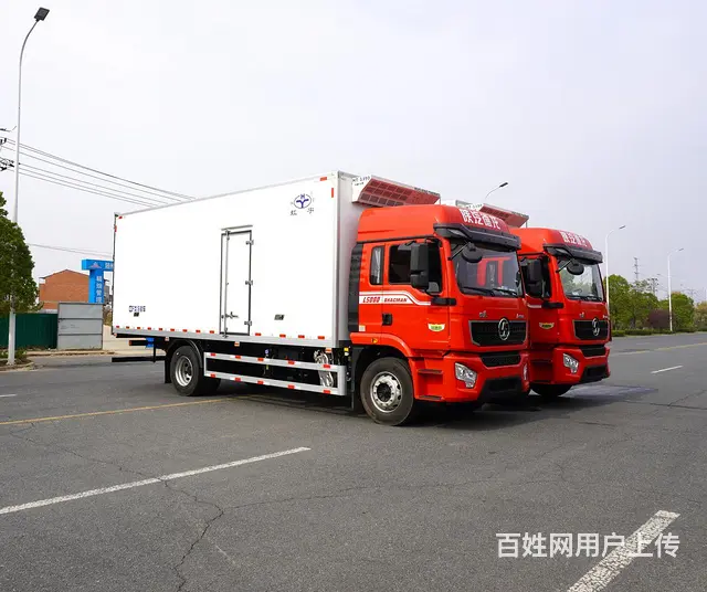 国六陕汽德龙6米8绿通冷藏车性能稳定综合油耗低 - 图片 1