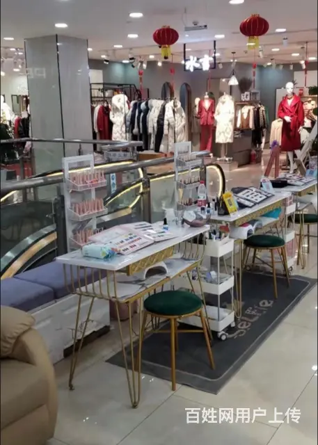 7456(七P）个人城中区阳光女人3楼电梯口美甲店转让 - 图片 2