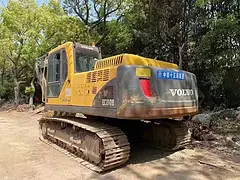 极品中铁一手车，沃尔沃210B原版原漆！车况免检！