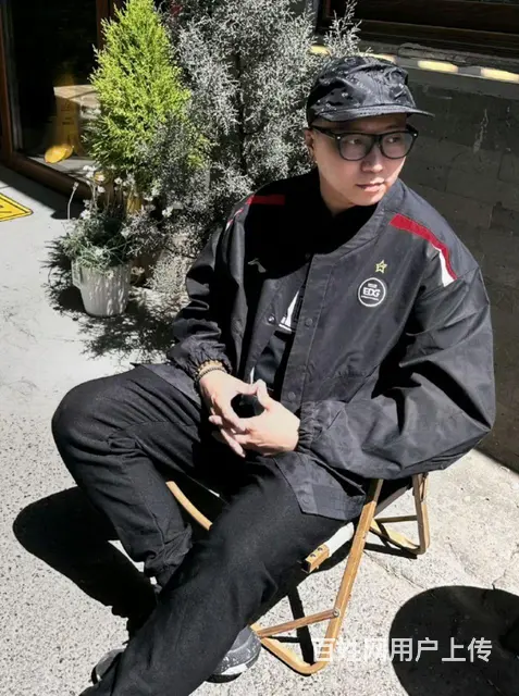 征婚启事   愿以真诚之心，寻携手之人，共度余生岁 - 图片