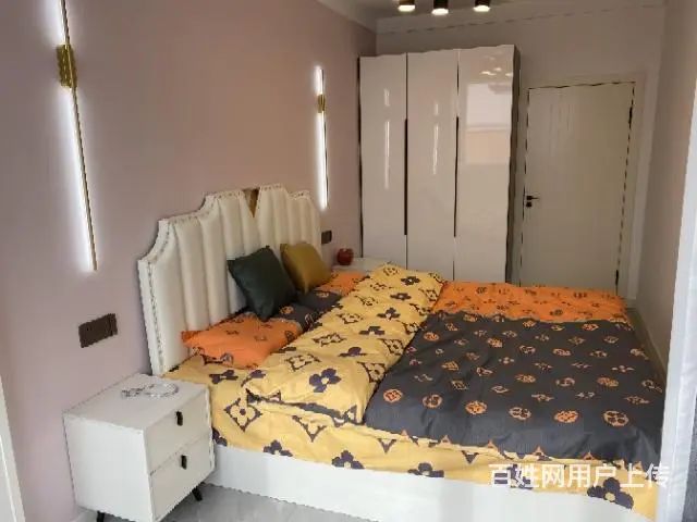 九州民宿日租小时房空调投影乳胶床垫 - 图片 4