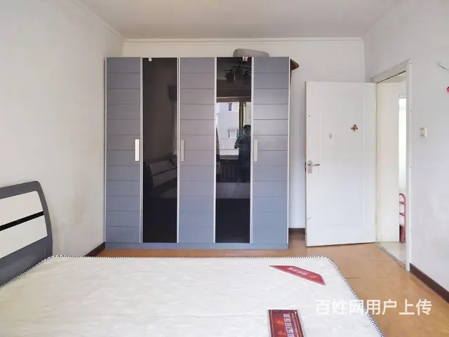 地铁口好房出租 - 图片 1