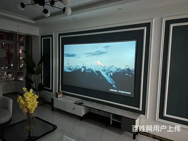 文祥豪府三期旁（凌河小区）二楼，两室通厅，100寸高清幕布， - 图片 1