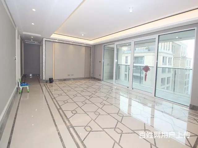 急降200万，低于市场价格，168平 1400万，带两个车位 - 图片 1