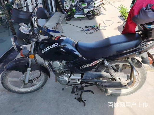 大量批发二手摩托车，本田，铃木，雅马哈，豪爵都有，的图片