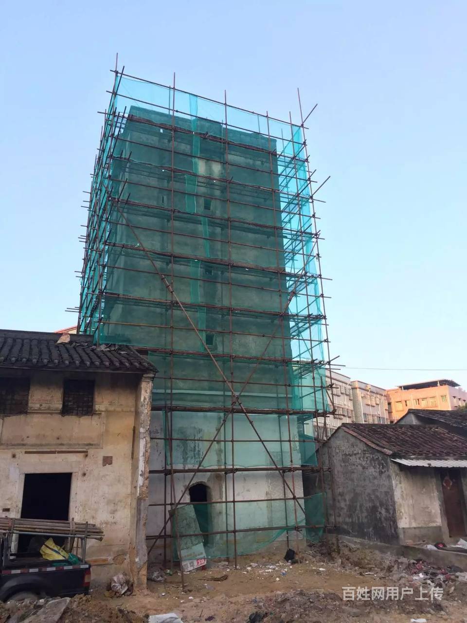 常平厂房装修搭架子搭竹架搭排山搭钢管架