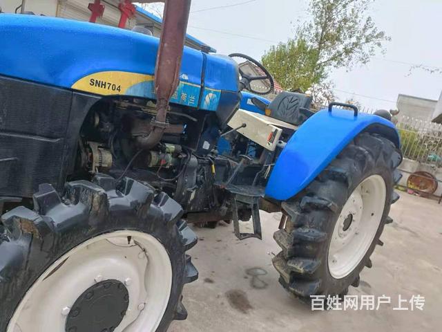 精品纽荷兰SNH704拖拉机 个人一手车急售的图片