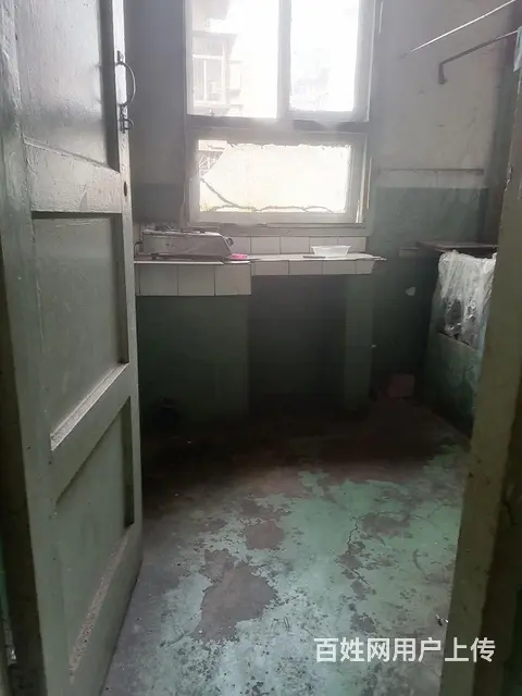 1室1厅 出租700元月/  和平新村  3楼 简单装修 - 图片 2