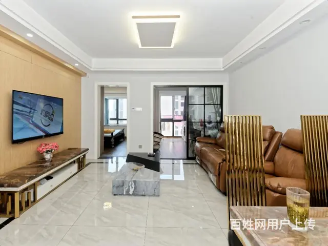 电梯房，三房朝南，精装修，全明户型，可以拎包入住 - 图片 1