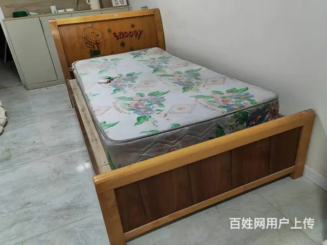 低家出售SNOOPY纯实木1.2米床啦！ - 图片 1