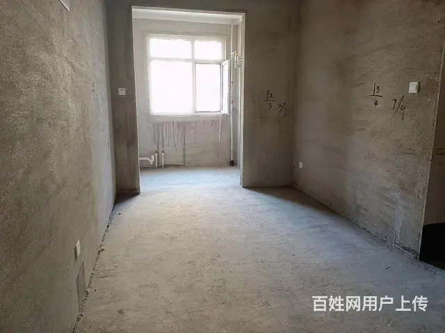 达活泉旁海德花园大三室 130平有证能贷款 中间好楼层 - 图片 5