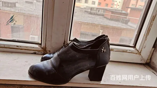 闲置男女款鞋 - 图片 6
