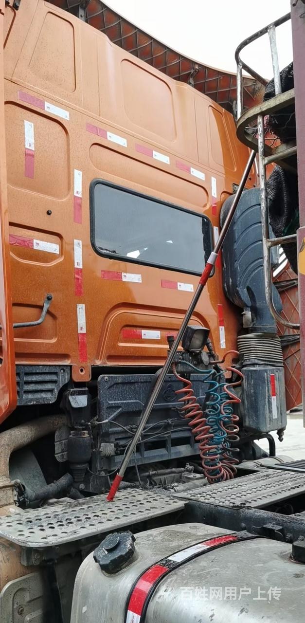 乘龙h7侧翻半挂车 头和挂可分开卖
