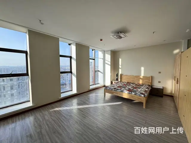 天马时代广场电梯8楼，108平，精装修，屋里很干净， - 图片 1