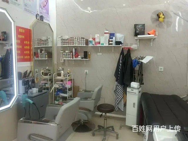 （51旺铺推荐）群众街8平美发店转让 - 图片 3