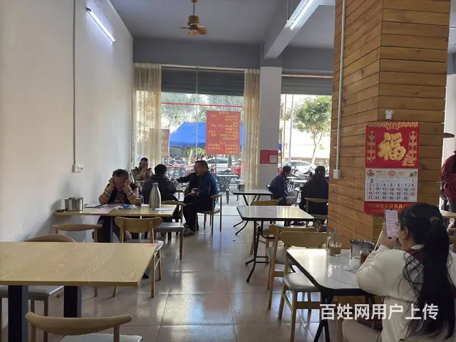（51旺铺推荐）龙华区金湖街140平餐饮店带大外摆转让 - 图片 2