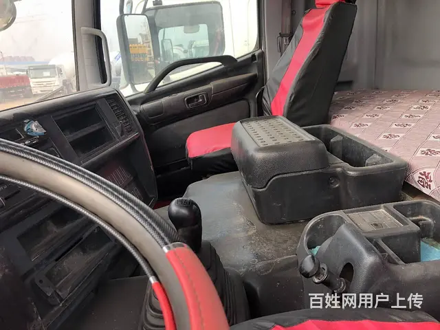 低价出售12年二手日野700搅拌车 10方 后八轮 - 图片 6