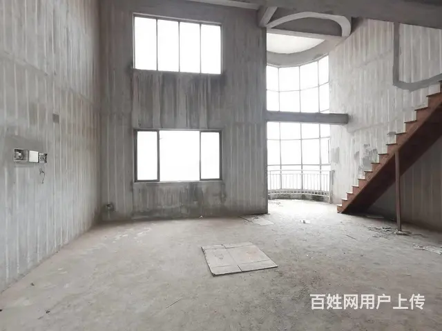 一 中和北门 星港澳园 挑空复式 毛坯5房带大露台 满两年 - 图片 2