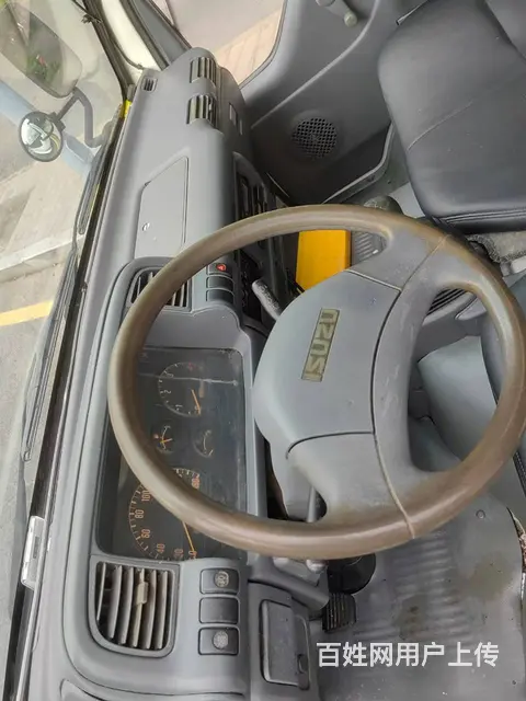 ​2013年7月五十铃单排4.2米厢式货车 包过户 - 图片 3
