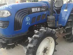 出售雷沃704雷沃1104拖拉机，车况精品