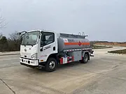厂家直销油罐车2吨5吨8吨10吨15吨20吨多种选