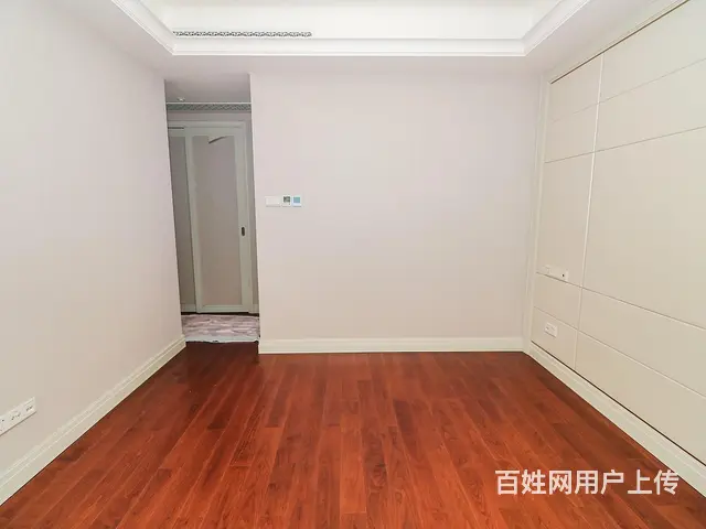 急降200万，可见江景房，138平方 850万，带两个车位的 - 图片 4