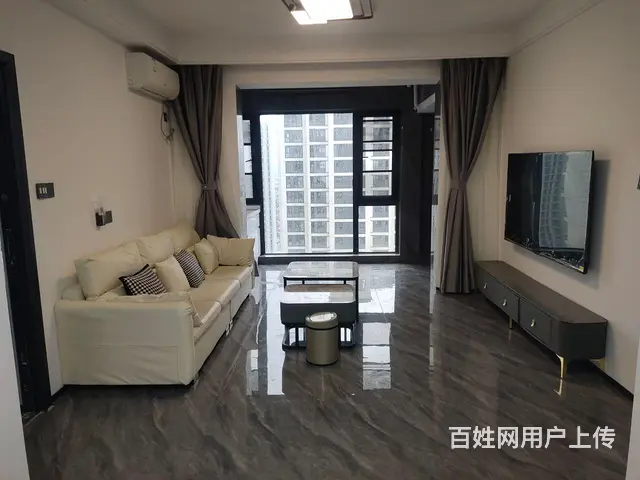 精装修3室二厅二卫出租 - 图片 1