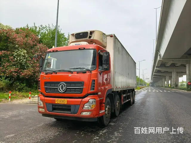 出17年10月东风天龙后八9米6厢式货车315马力 - 图片 2