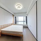 前山轻轨站楼上 环宇城 3室2厅 ，干净卫生，新装修