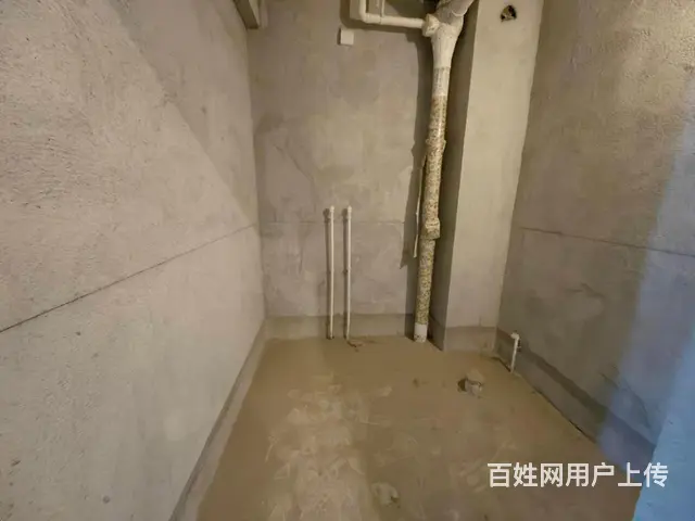 永辉花园对面 君悦豪庭 毛坯两居随意装修 老证带地下室 - 图片 6