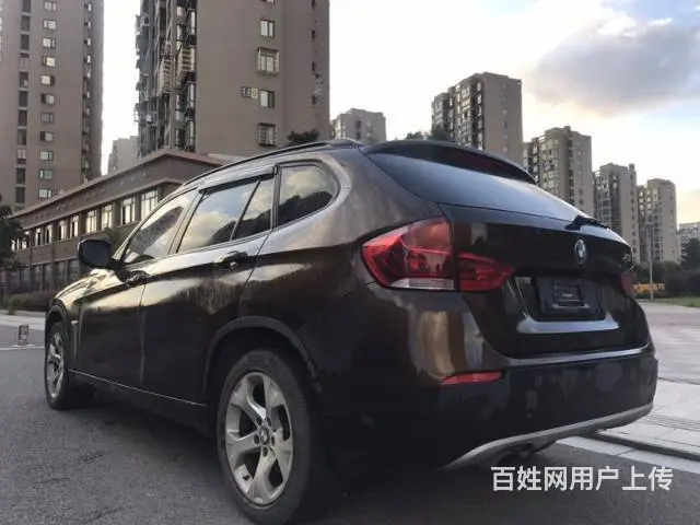 宝马X1 2012款 X1 xDrive20i 2.0T 手 - 图片 4