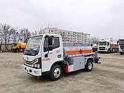 东风蓝牌油罐车 5吨8吨加油车厂家批发