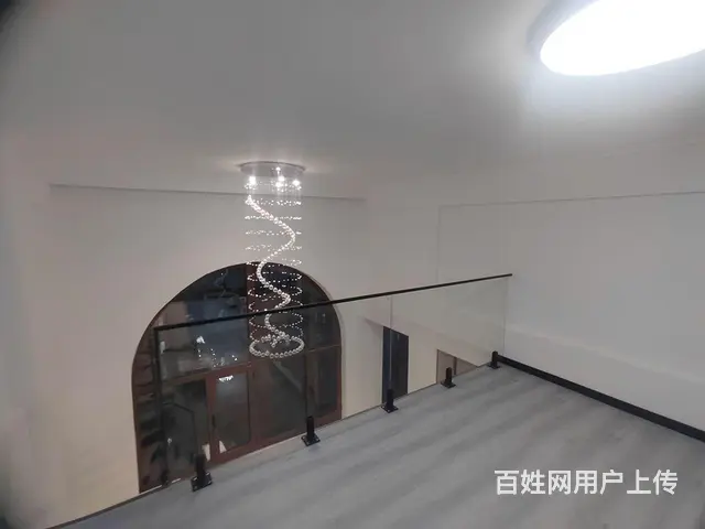 水岸华城19楼110平带跃层三室两卫精装58万六中万达 - 图片 9