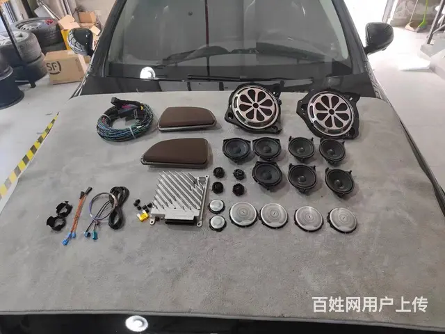 奔驰E350eL改装柏林之声音响和氛围灯效果分享 - 图片 1