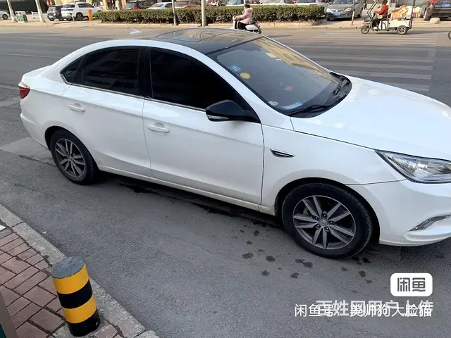 长安 逸动 2015款 1.6 手动 豪华型 - 图片 2