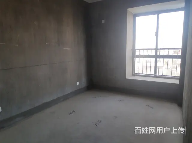 星雨华府四室两厅一厨两卫一阳台毛坯房出售 - 图片 5