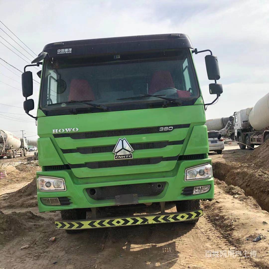 急转19年二手豪沃自卸车7.2米大箱国五前四后八