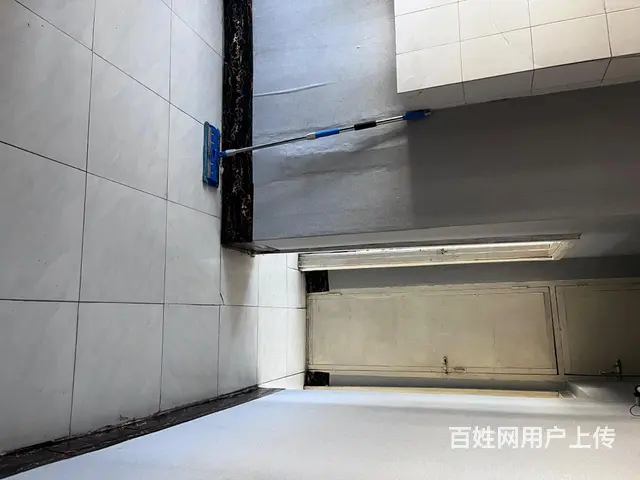 西梁两室房子出租 年度4500 - 图片 2
