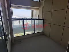 大港中间楼层，刚需带学区，三开间朝南，