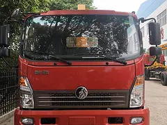重汽豪曼4-5吨蓝牌随车吊 货箱有多长