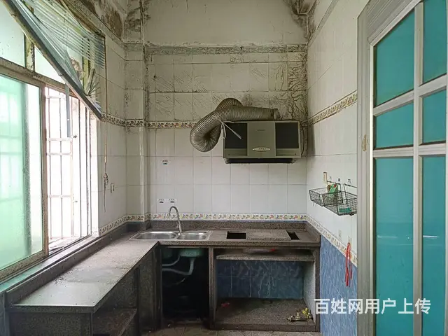 （51旺铺推荐）吉阳大道40平铺面出租另带90平套房出租 - 图片 8