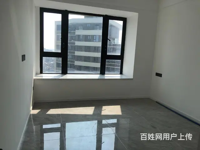 华发峰景湾 采光好 看海景 全新精装 空房出租 可配齐 - 图片 7