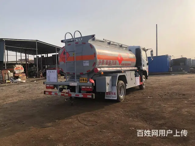 大量出售东风多利卡5吨8吨油罐车低价处理 - 图片 3