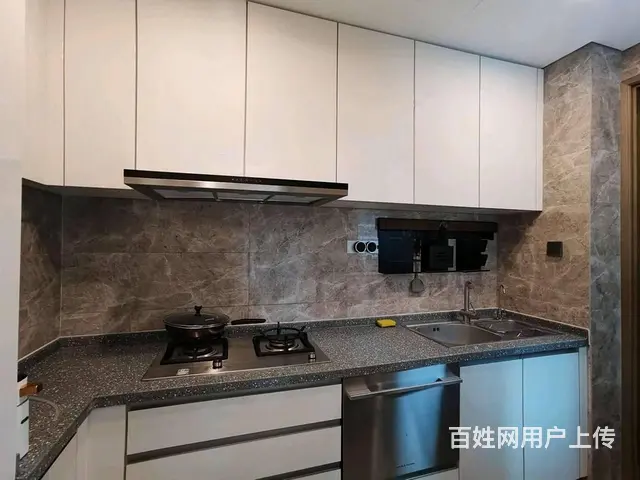楚河汉街地铁口 融创壹号院豪华装修三室 武汉SKP - 图片 9