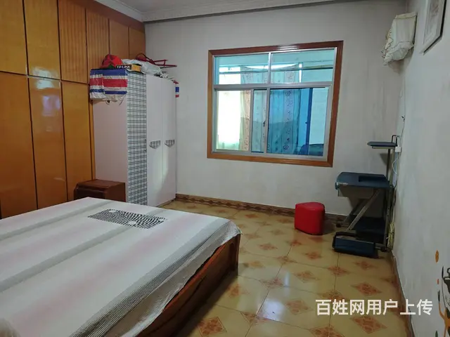 上高步行街旁中装三房无暗房间有地下室近时代广场和紫金广场 - 图片 1
