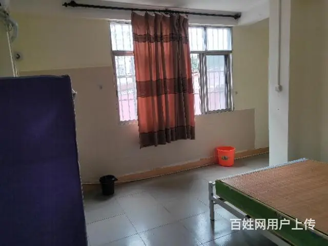 百色市右江区中山广场对面单间出租 - 图片 2