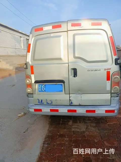 自用货运封闭式面包车 - 图片 4