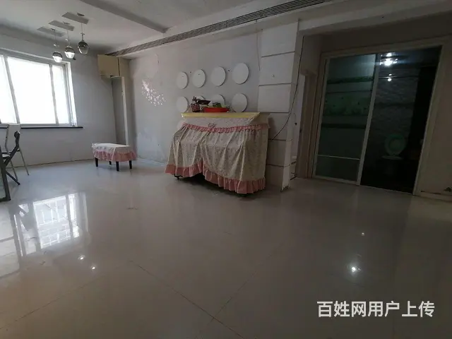 凌河庄园车库打包二楼84平两室一厅阴阳格局简单装修 - 图片 1
