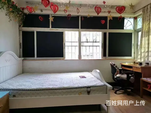 南坑花园单身公寓出租，1100元/月，楼梯​‌‌​​‌‌​‌ - 图片 1